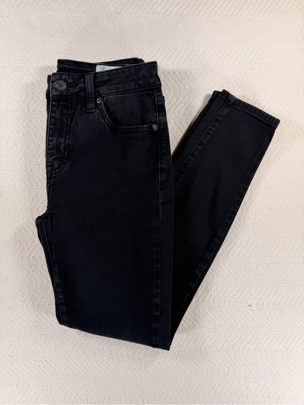 Classic Jet Black High Waisted Skinny Jeans Ankle Crop Size 26 Minimalist Sleeve